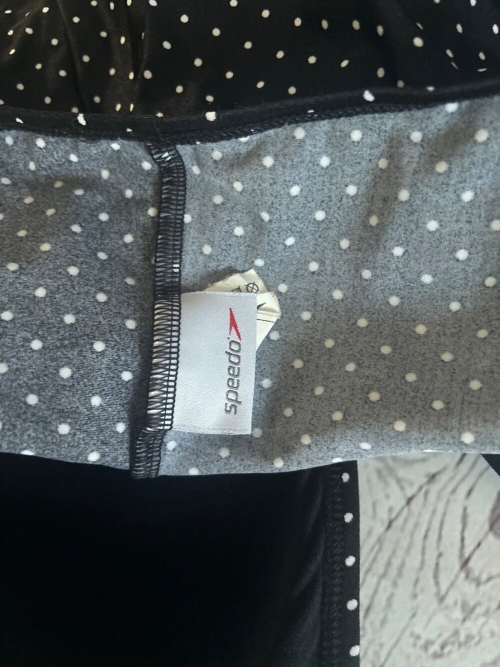 Speedo Black/White Polka Dot One Piece Swimsuit Over The Shoulder Strap Plus Siz - Picture 7 of 8